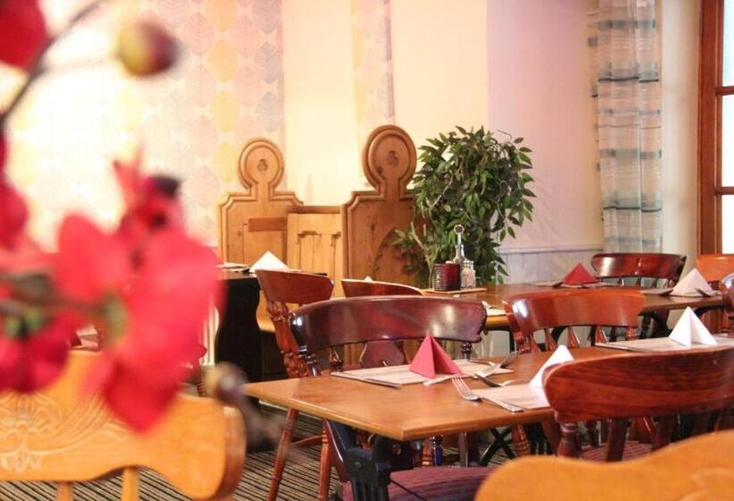 ホテル The Crown Inn Longtown