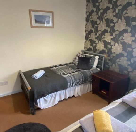 ホテル The Crown Inn Longtown