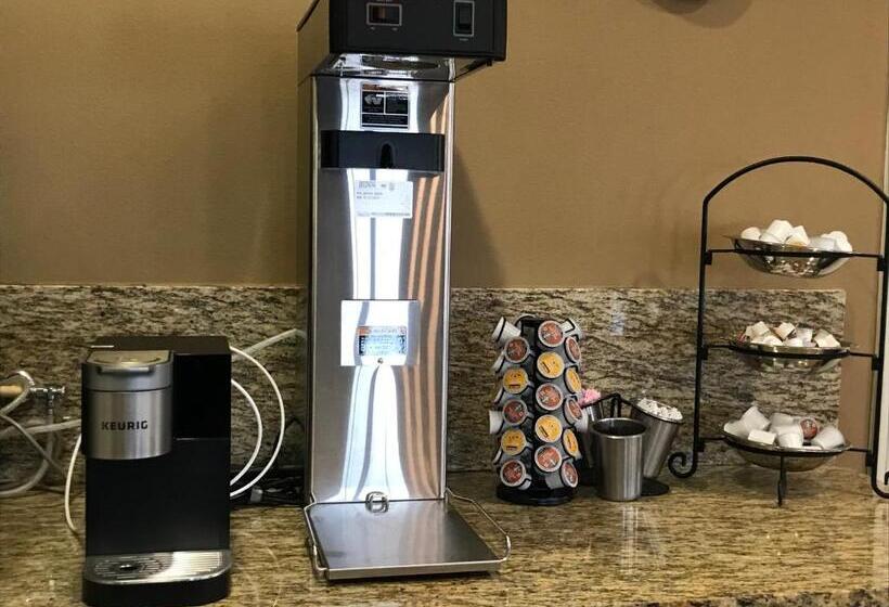 ホテル The Lodge At Kenedy