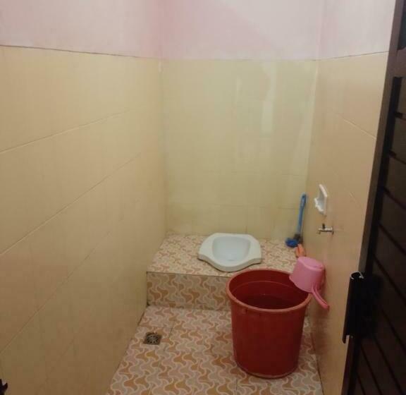 בית מלון כפרי Wisma Galiharum Banjarnegara