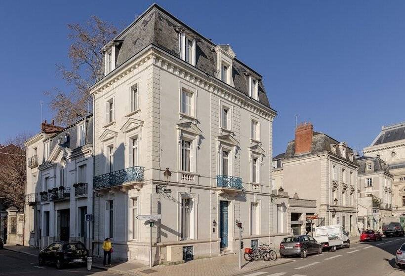 Gogaille   Corneille   Accès Autonome