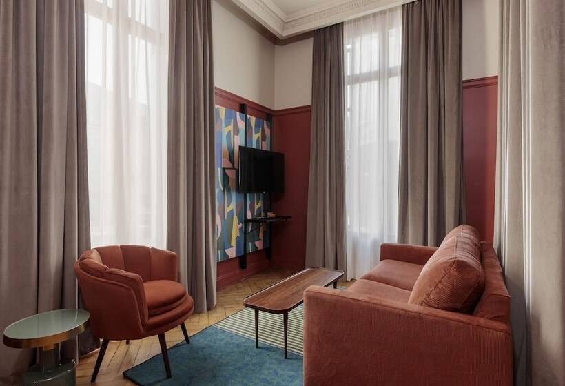 Gogaille   Corneille   Accès Autonome