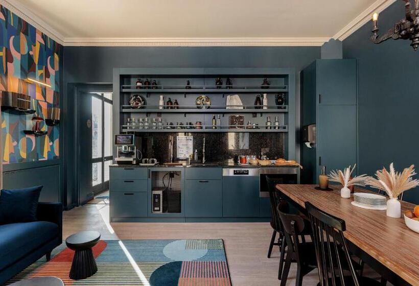 Gogaille   Corneille   Accès Autonome