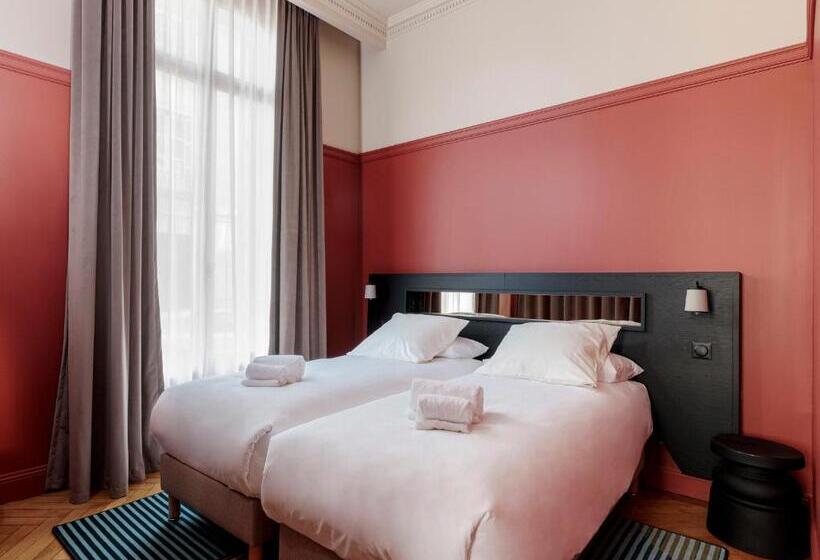 Gogaille   Corneille   Accès Autonome