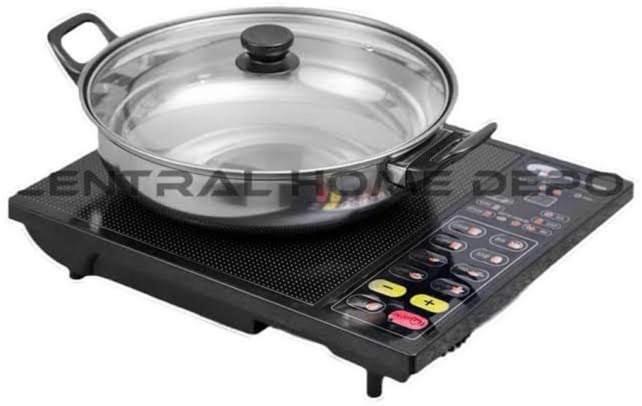 Minimalist Condo In Azure North