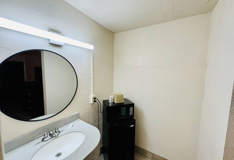 מוטל Economy Inn