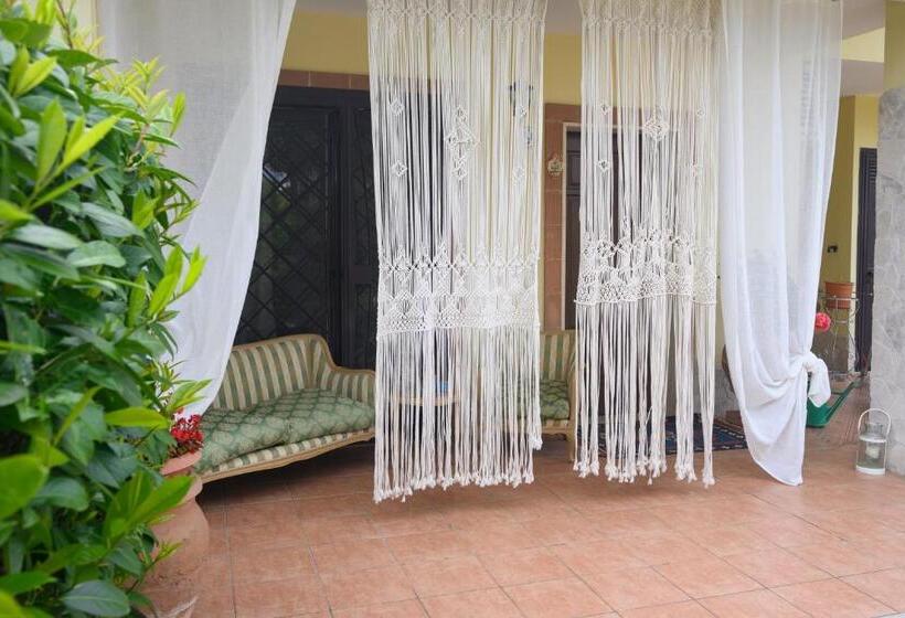 פנסיון A Casa Di Lu  Elegant Room