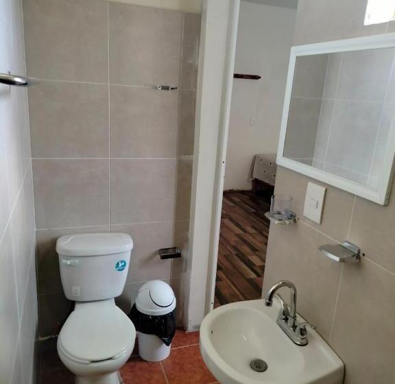 ペンション Casa Shambieda