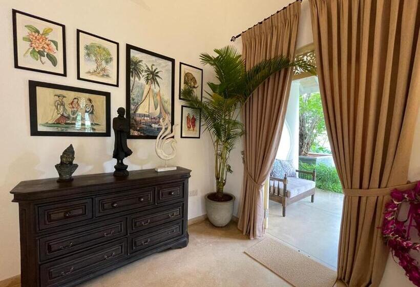 펜션 Claire Villa By Younger Villas & Resorts