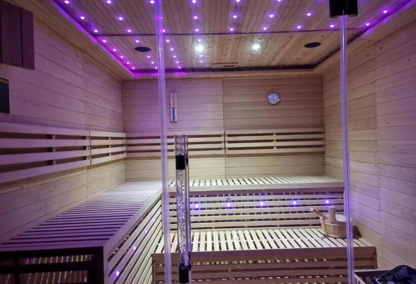 펜션 Füge Villa Luxury & Wellness