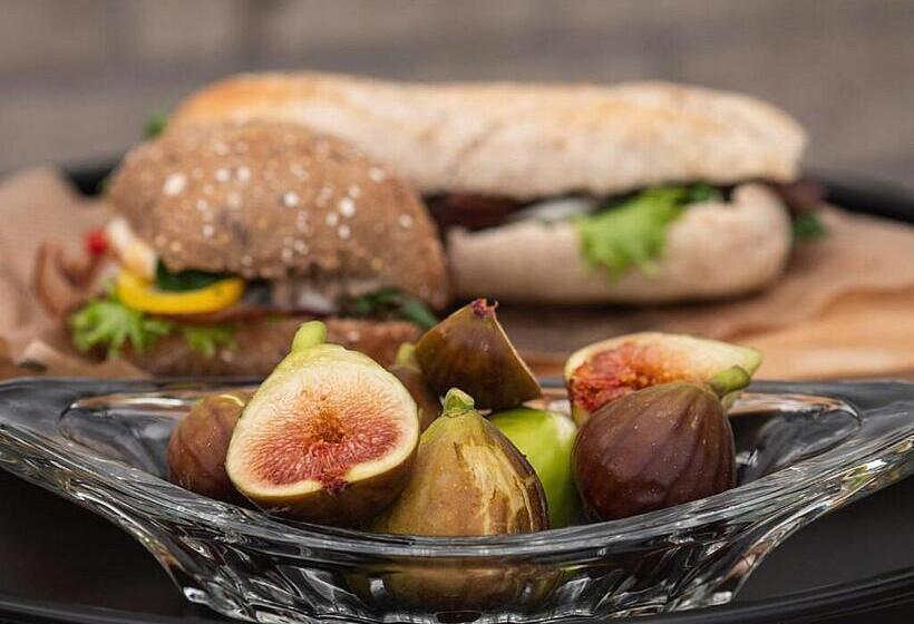 펜션 Füge Villa Luxury & Wellness