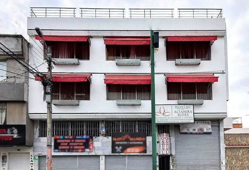פנסיון Altamira Suites   Ibarra