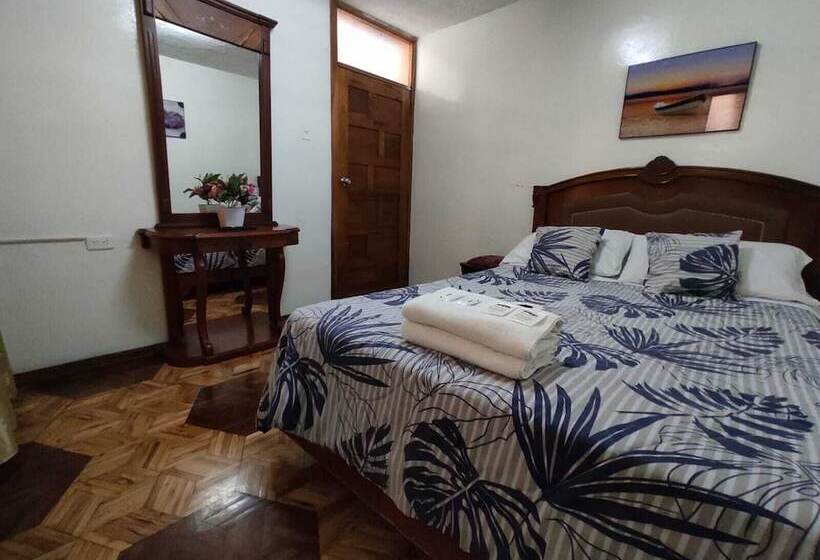 פנסיון Altamira Suites   Ibarra