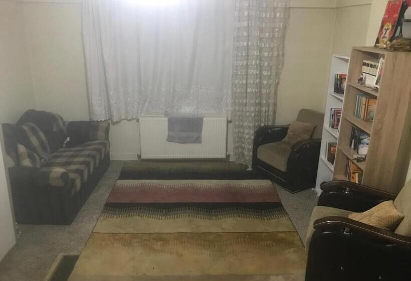 Пансион House