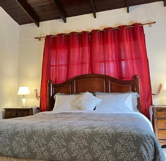 بنسيون La Casa De Los Patos