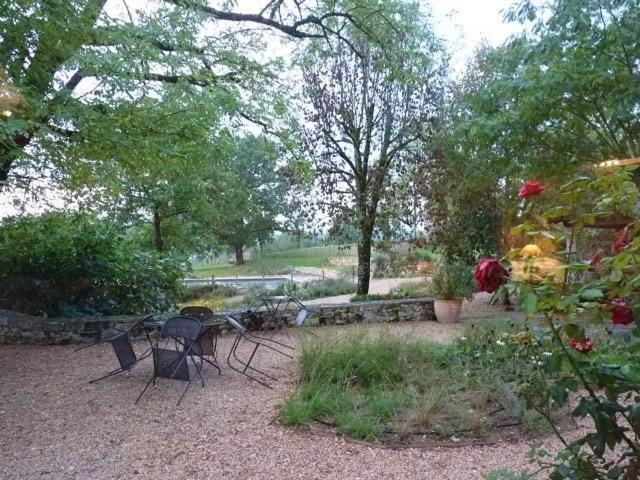 膳宿费 Mas Del Lum