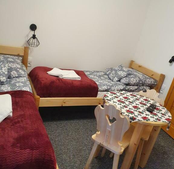 بنسيون Przy Tartaku