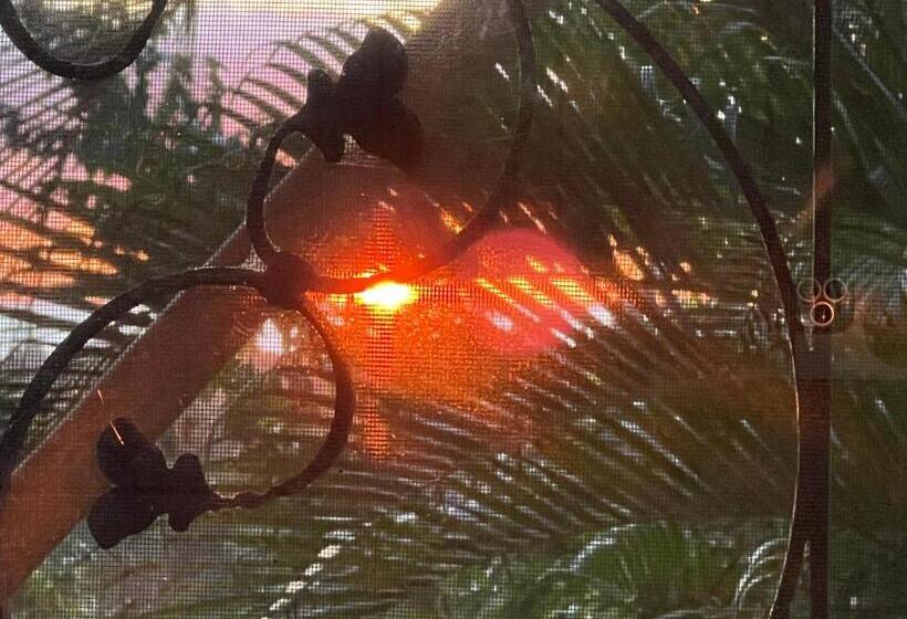 ペンション Puesta Del Sol