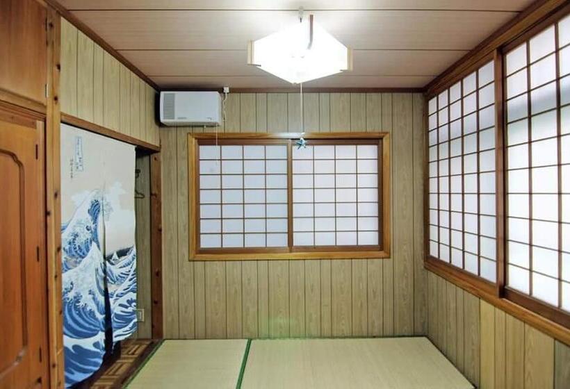 פנסיון Sunabe Beach House