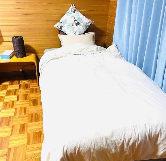 פנסיון Sunabe Beach House