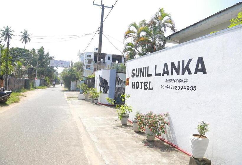 بنسيون Sunil Lanka