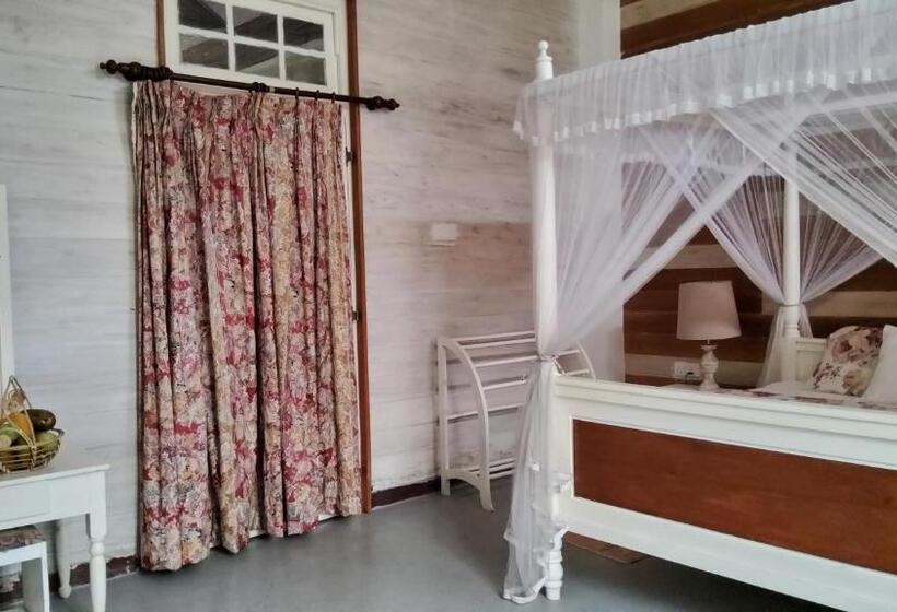 膳宿费 Walauwa On The Hill