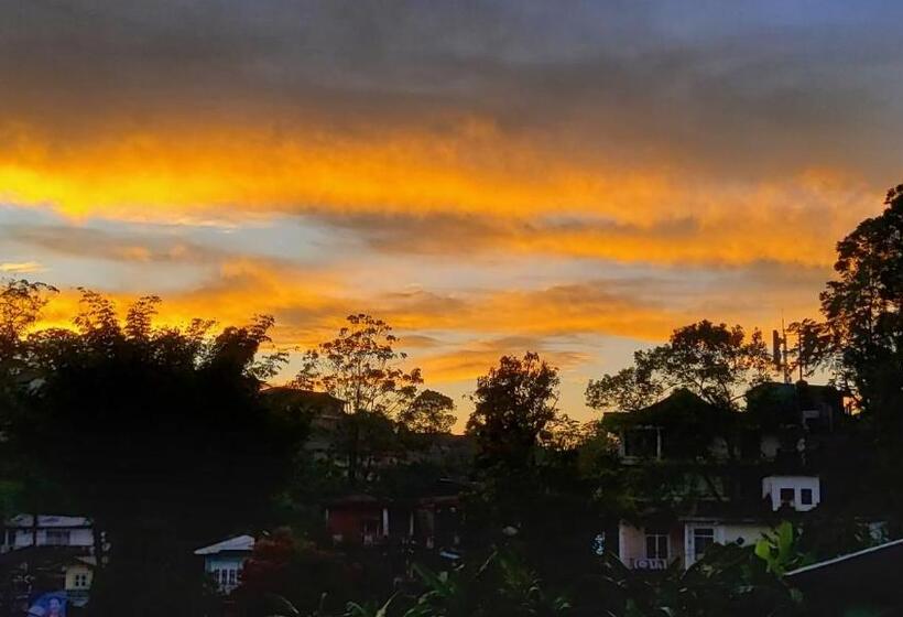 膳宿费 Walauwa On The Hill