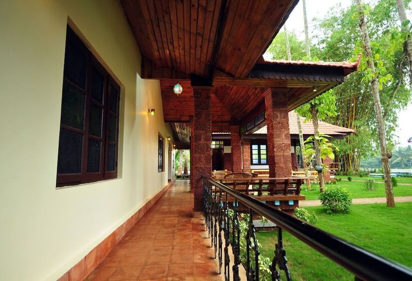 استراحتگاه The Lake By Maat Hotels