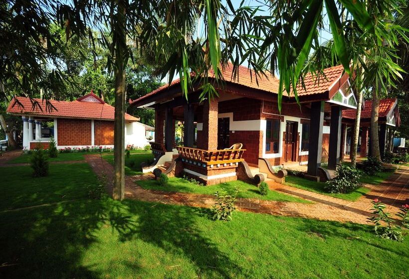 استراحتگاه The Lake By Maat Hotels