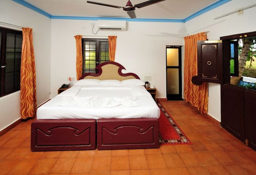 استراحتگاه The Lake By Maat Hotels