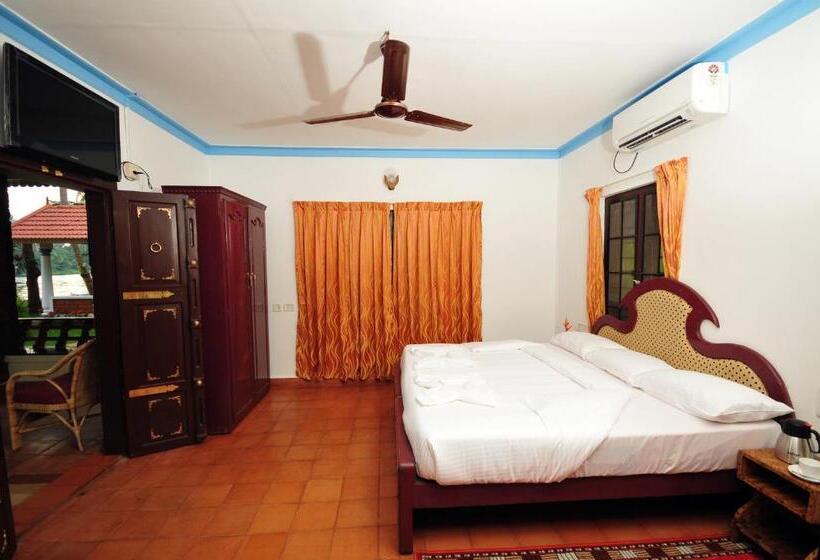 استراحتگاه The Lake By Maat Hotels