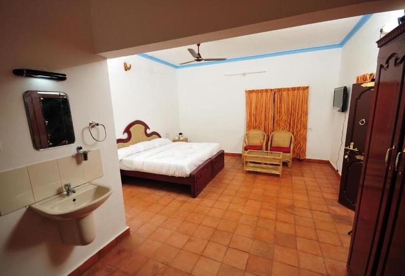 استراحتگاه The Lake By Maat Hotels