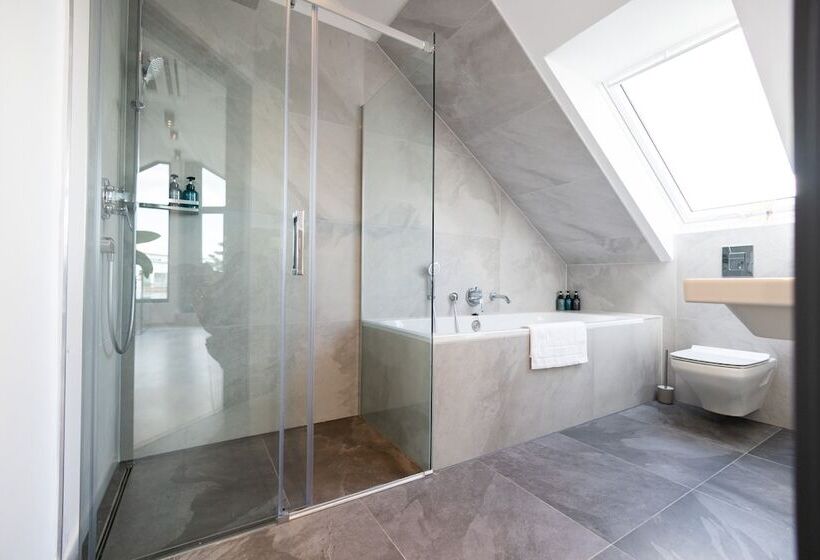 The Penthouse At Eco Smart Apartments