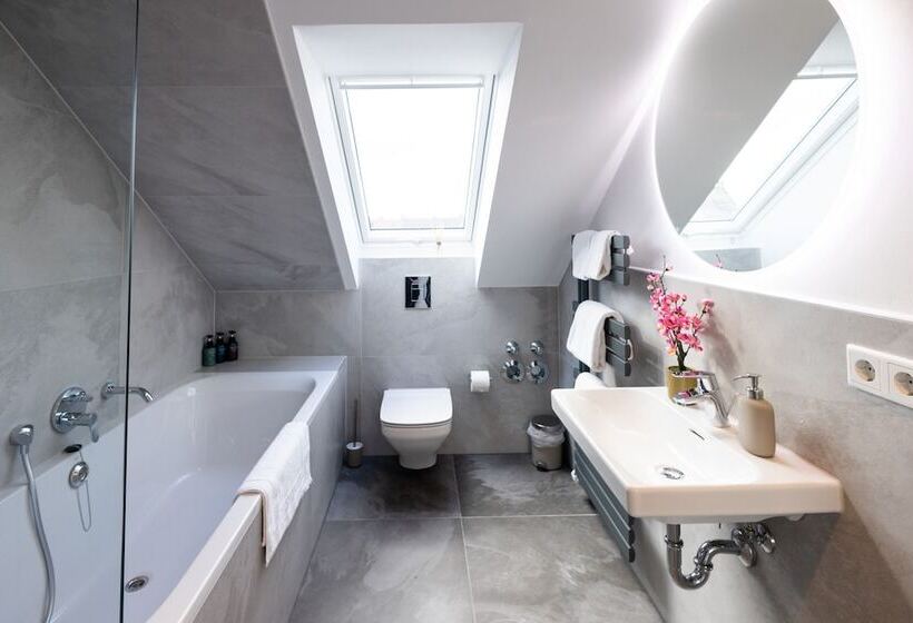 The Penthouse At Eco Smart Apartments