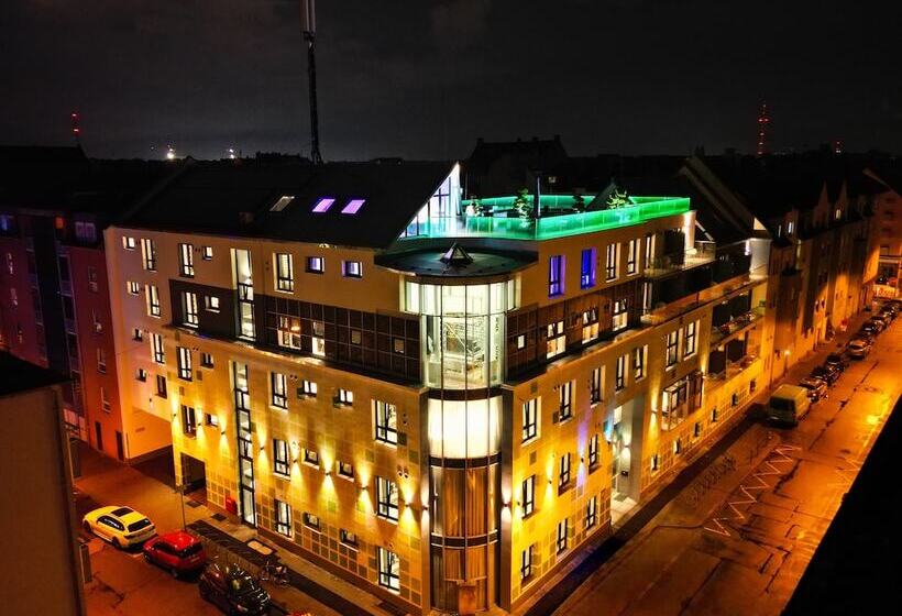 The Penthouse At Eco Smart Apartments