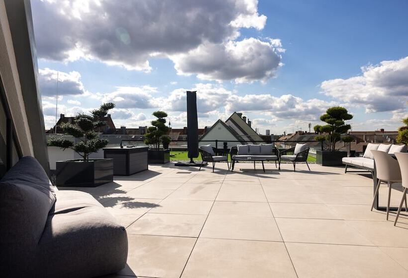 The Penthouse At Eco Smart Apartments