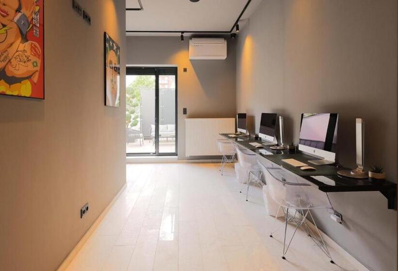 The Penthouse At Eco Smart Apartments