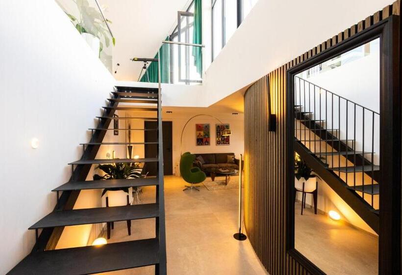 The Penthouse At Eco Smart Apartments