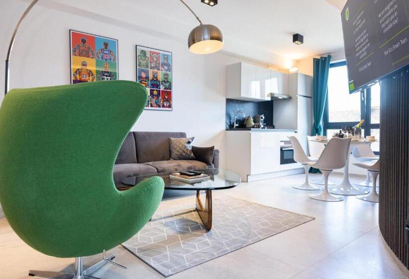 The Penthouse At Eco Smart Apartments