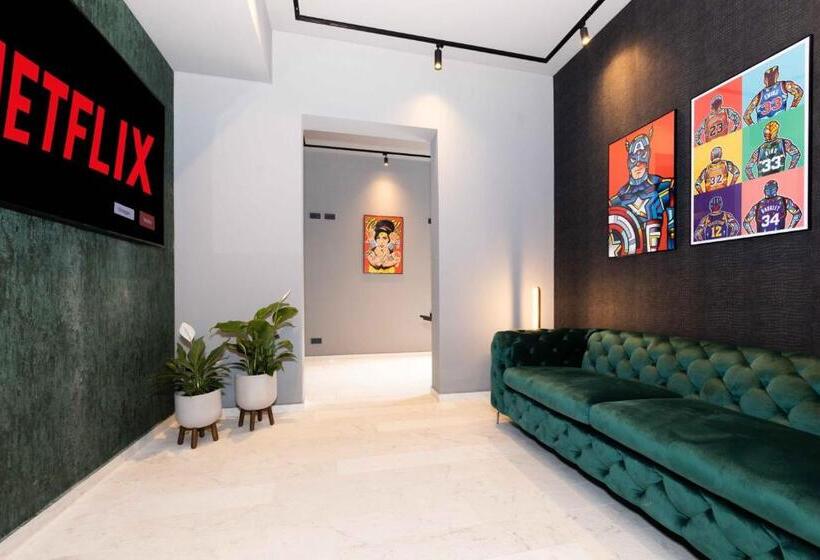 The Penthouse At Eco Smart Apartments