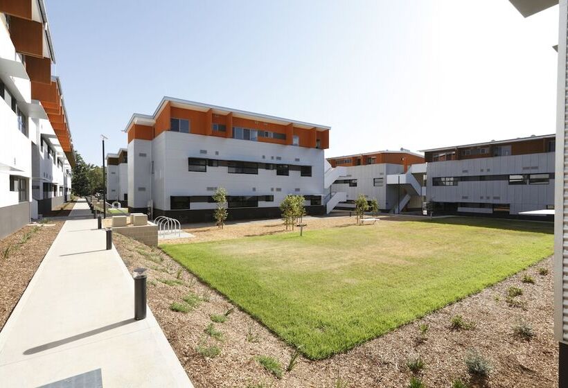 הוסטל Western Sydney University Village  Parramatta Campus