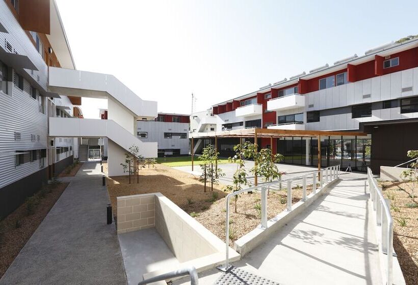 הוסטל Western Sydney University Village  Parramatta Campus
