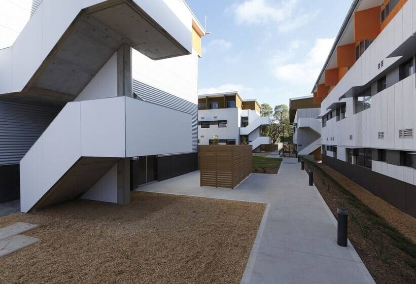 הוסטל Western Sydney University Village  Parramatta Campus
