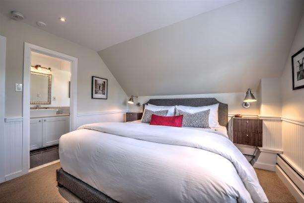 Auberge Sous L Edredon B&b