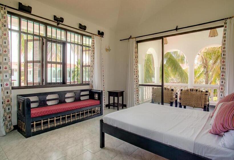 Bahari Dhow Beach Villas