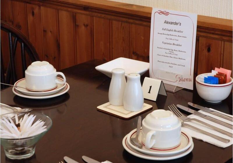 ベッドアンドブレックファースト Alexander S