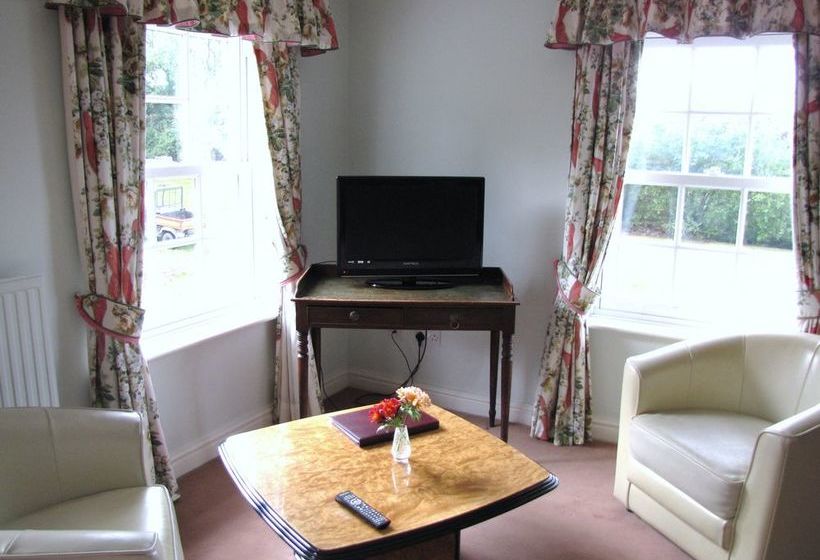 Bed and Breakfast Austons Down