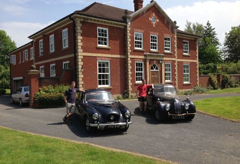 Bed and Breakfast Austons Down