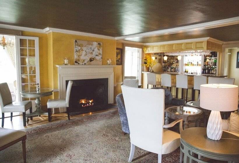 צימר Bee And Thistle Inn