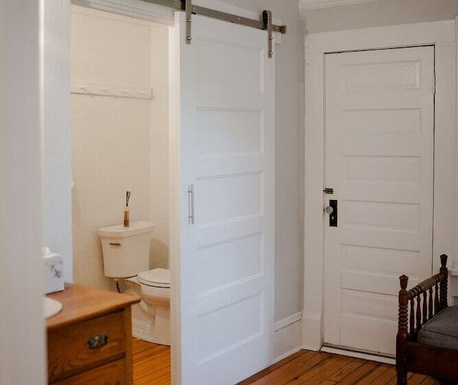 Bed and Breakfast Beechwood Inn